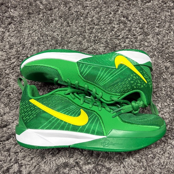 Nike Sabrina 2 "Oregon" Basketball Shoe Size 7 Brand New (No Box) - Picture 1 of 5
